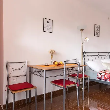 In - Insel Krk 35988 * 비르브닉